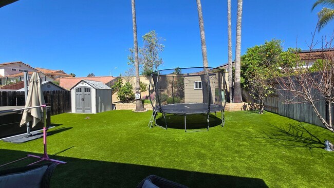 Building Photo - 10978 Cool Lake Terrace