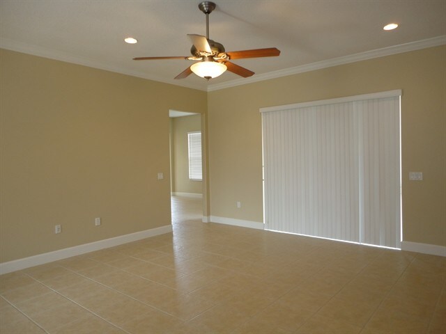 Building Photo - 5750 Rusack Dr