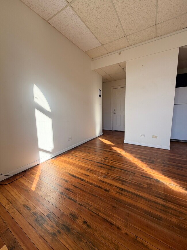 Building Photo - 226 N Benton St