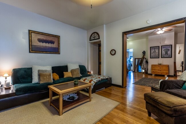 Building Photo - 618 Edgemont St