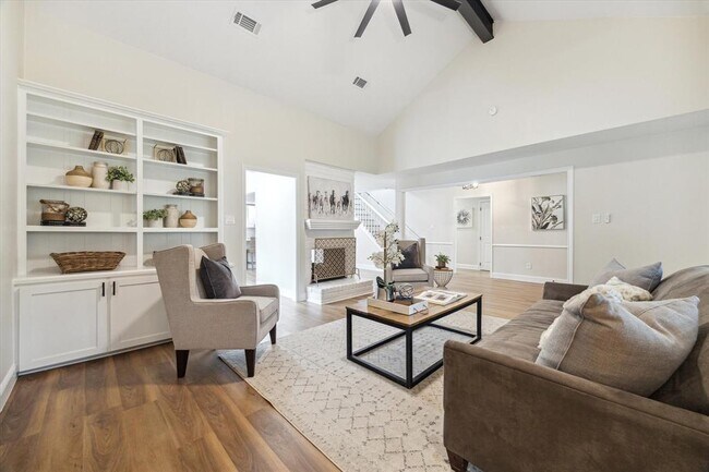 Building Photo - 6410 Meadowtrace Dr