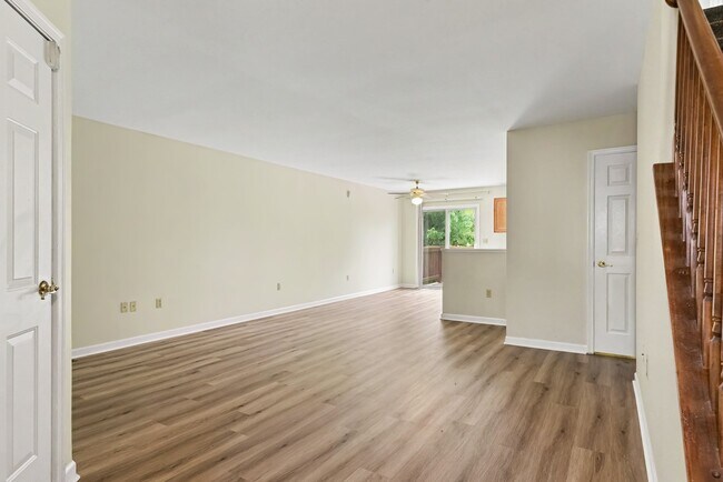 Building Photo - 7225 Capital Dr