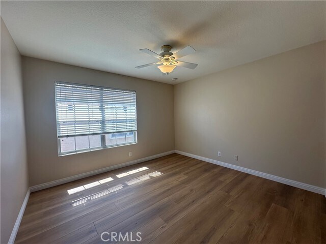 Building Photo - 12865 Crawford Dr