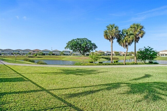 Building Photo - 4764 Eucalyptus Dr