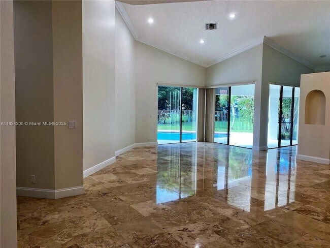 Building Photo - 1099 Waterbrook Ln