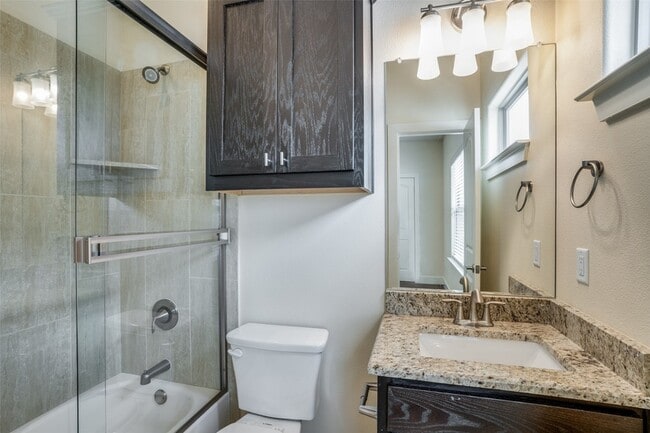 Building Photo - 4323 Dickason Ave