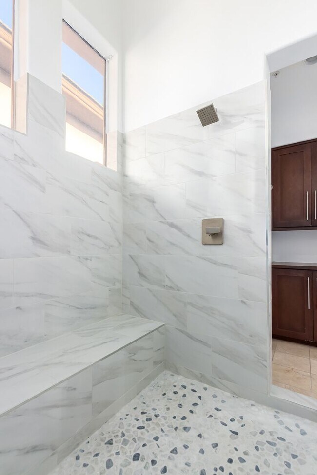 Building Photo - Available June 1st 2026 - Exclusive Gated Scottsdale Mountain Ranch Home