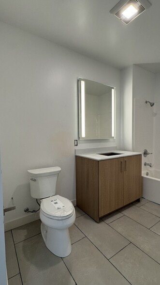 Building Photo - 11814 Aviation Blvd