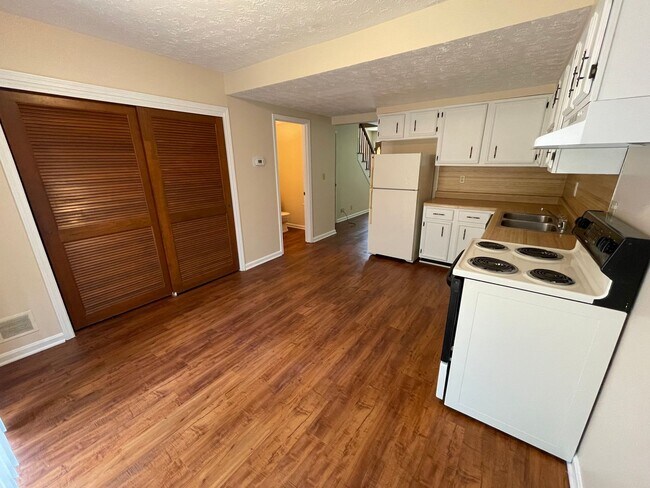 Building Photo - 2853GRI