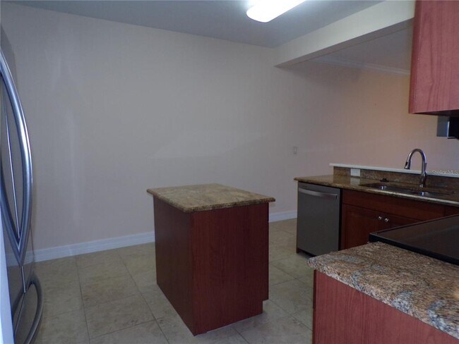 Building Photo - 93 Vivante Blvd