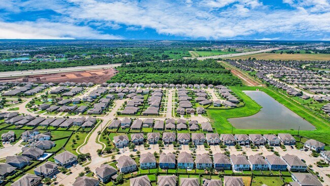 Building Photo - 1715 Ryon Falls Dr