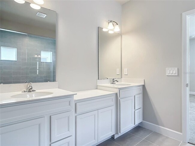 Building Photo - 16876 Castoro Dr