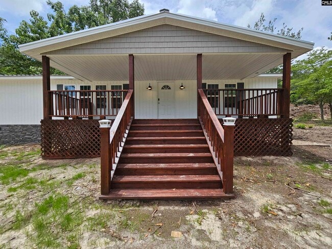 Building Photo - 855 Park Rd