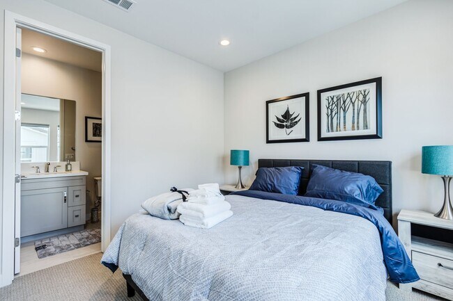 Building Photo - Incredible Fully Furnished New Home In Lak...