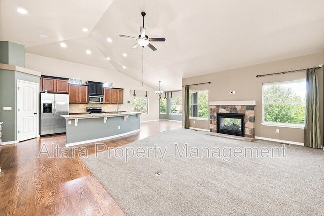 Building Photo - 7183 Cottonwood Tree Dr