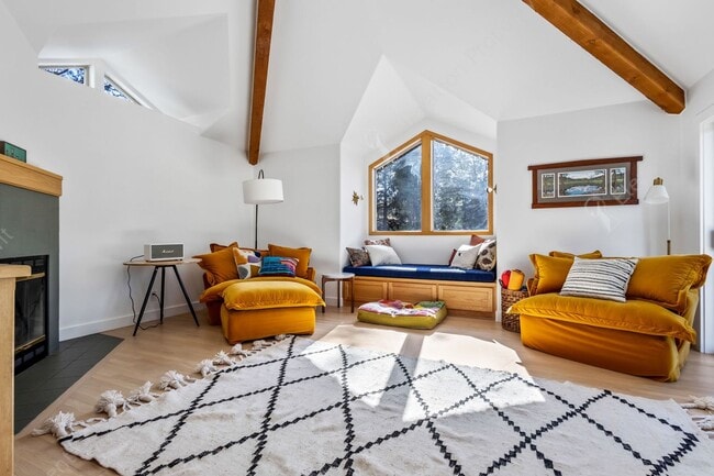 Building Photo - Unfurnished - 5BR - 3.5BA Forest Retreat in Northwest Bend