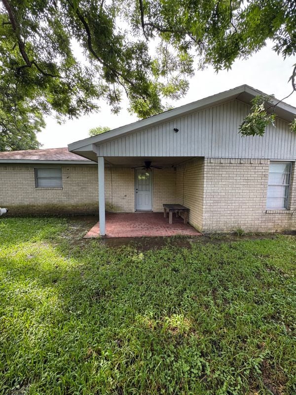 Building Photo - 7240 Kings Dr