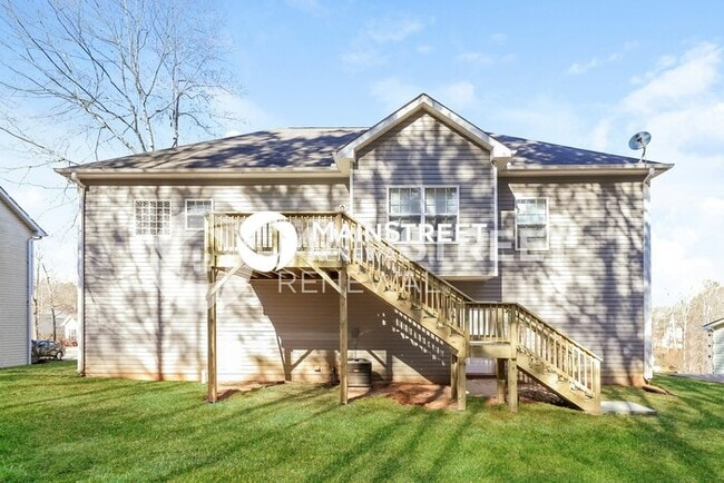 Building Photo - 110 Arborwood Way