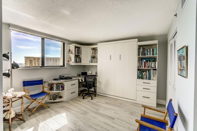 Building Photo - 200 Ocean Trail Way