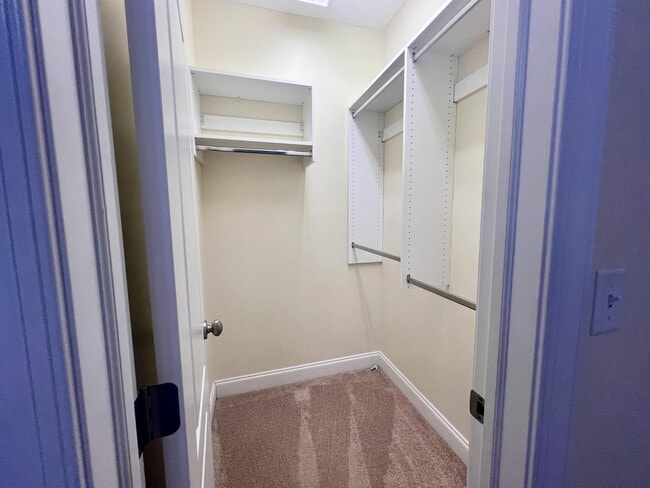 Building Photo - 304 Villa View Dr