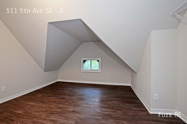 Building Photo - 511 5th Ave SE