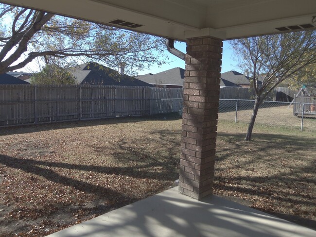 Building Photo - 4510 Fawn Dr