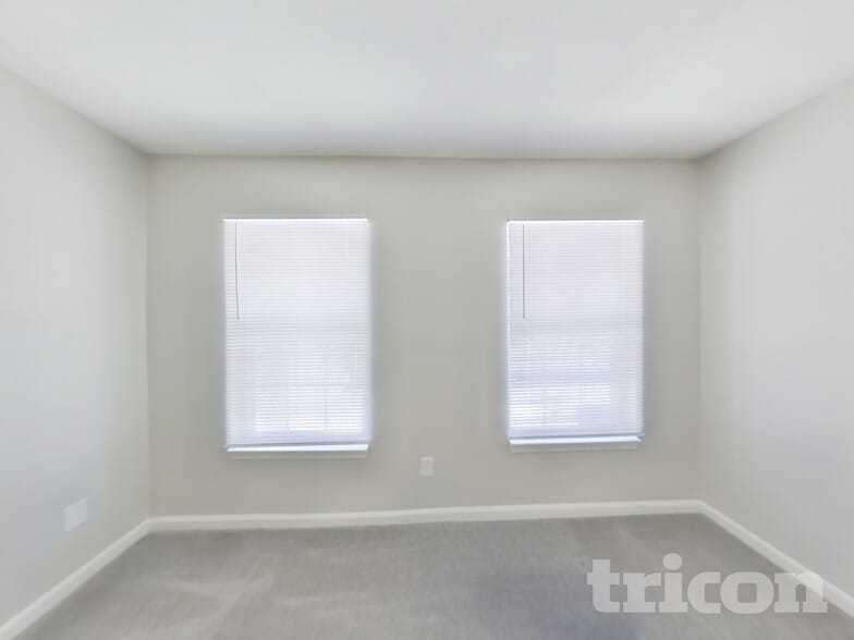 Building Photo - 1261 Legacy Ln