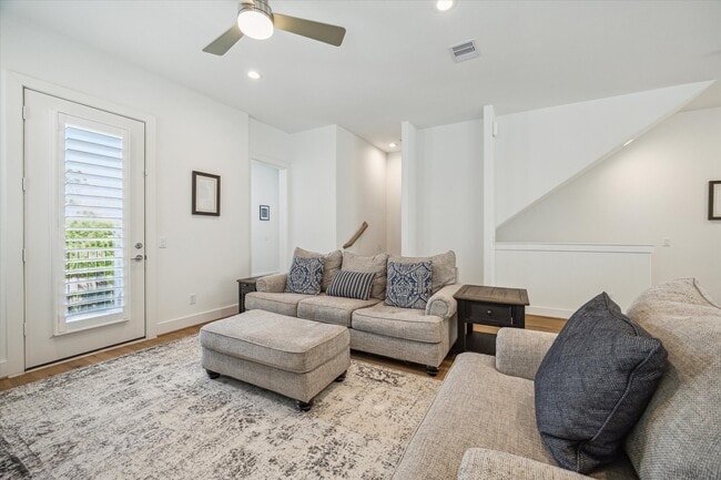 Building Photo - 930 Dunleigh Meadows Ln