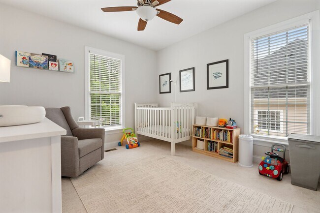 Building Photo - Gorgeous brick ranch with bonus room!!! Application Pending