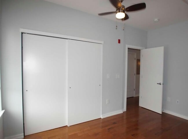 Building Photo - 411 N 41st St