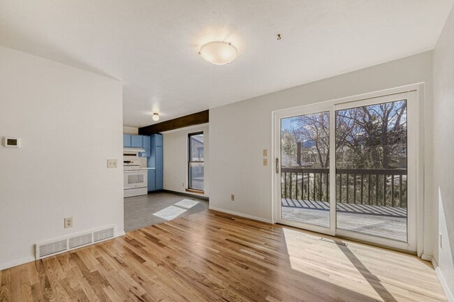 Building Photo - Incredible Shanahan Ridge Home with Flatiron Views