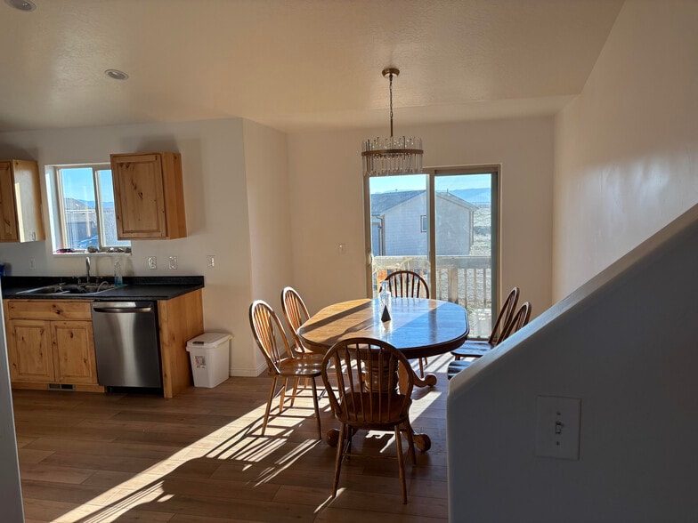 Dining Area - 2755 S 535 E