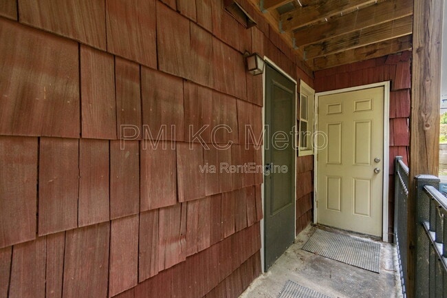 Building Photo - 4618 Holly St