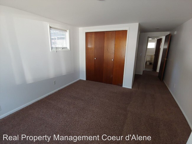 Building Photo - 2 br, 1.5 bath House - 2316 French Gulch #1