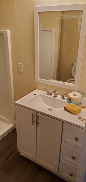 Building Photo - 3317 Hillmont Cir