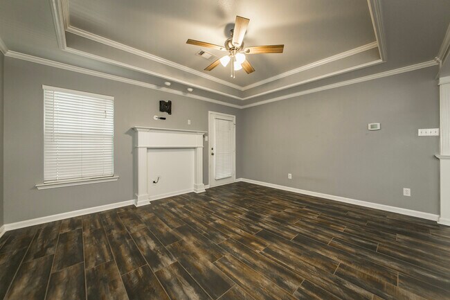 Building Photo - 31 Newcastle Dr