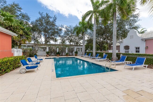 Building Photo - 510 Loretto Ave