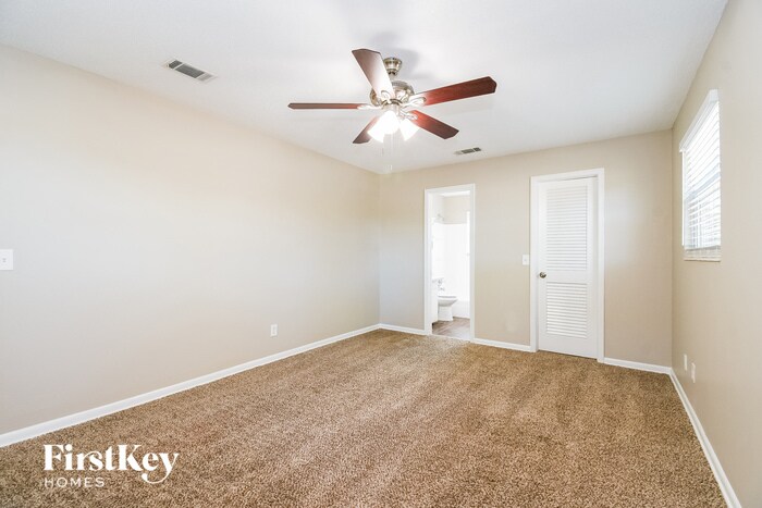 Building Photo - 8801 Coventry Ct