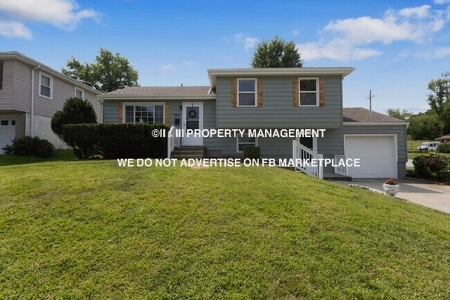 Building Photo - 7801 NE San Rafael Dr