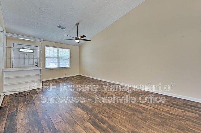 Building Photo - 2120 Lebanon Pike