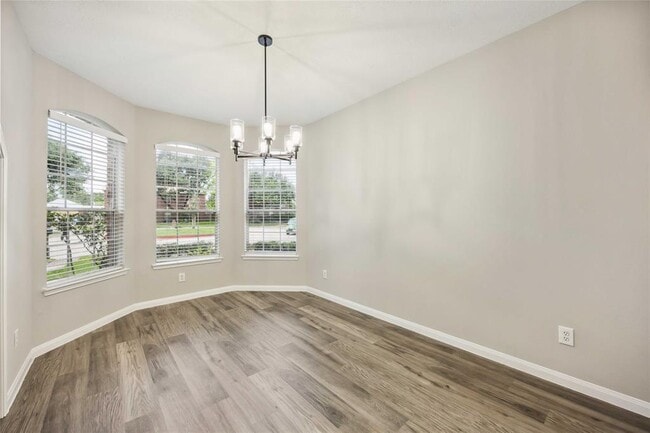 Building Photo - 14611 Wynbourn Way