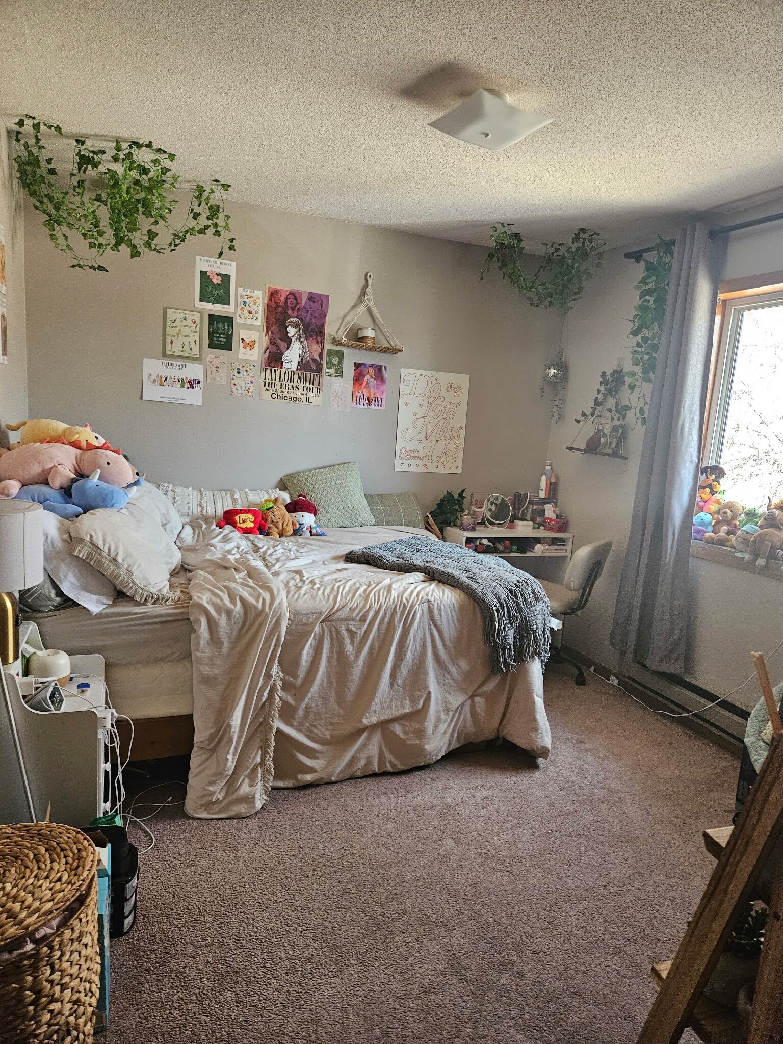 Building Photo - 216 West Ave