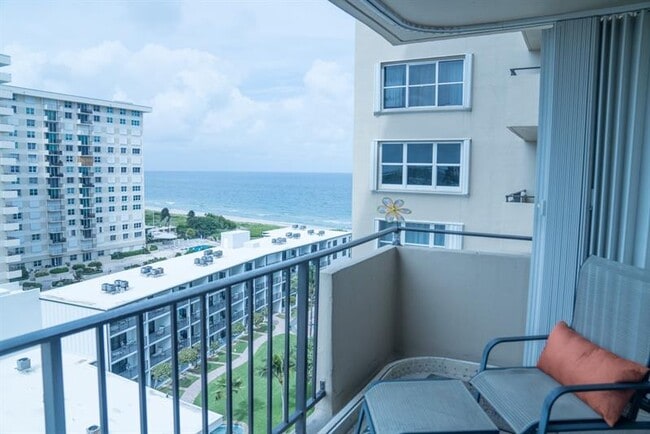 Building Photo - 2000 S Ocean Blvd