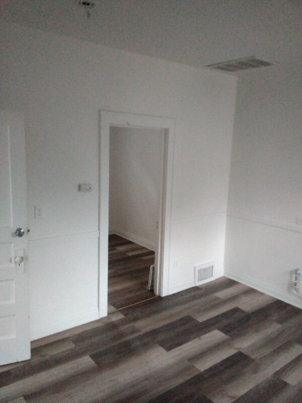 Building Photo - 4012 Deodar St