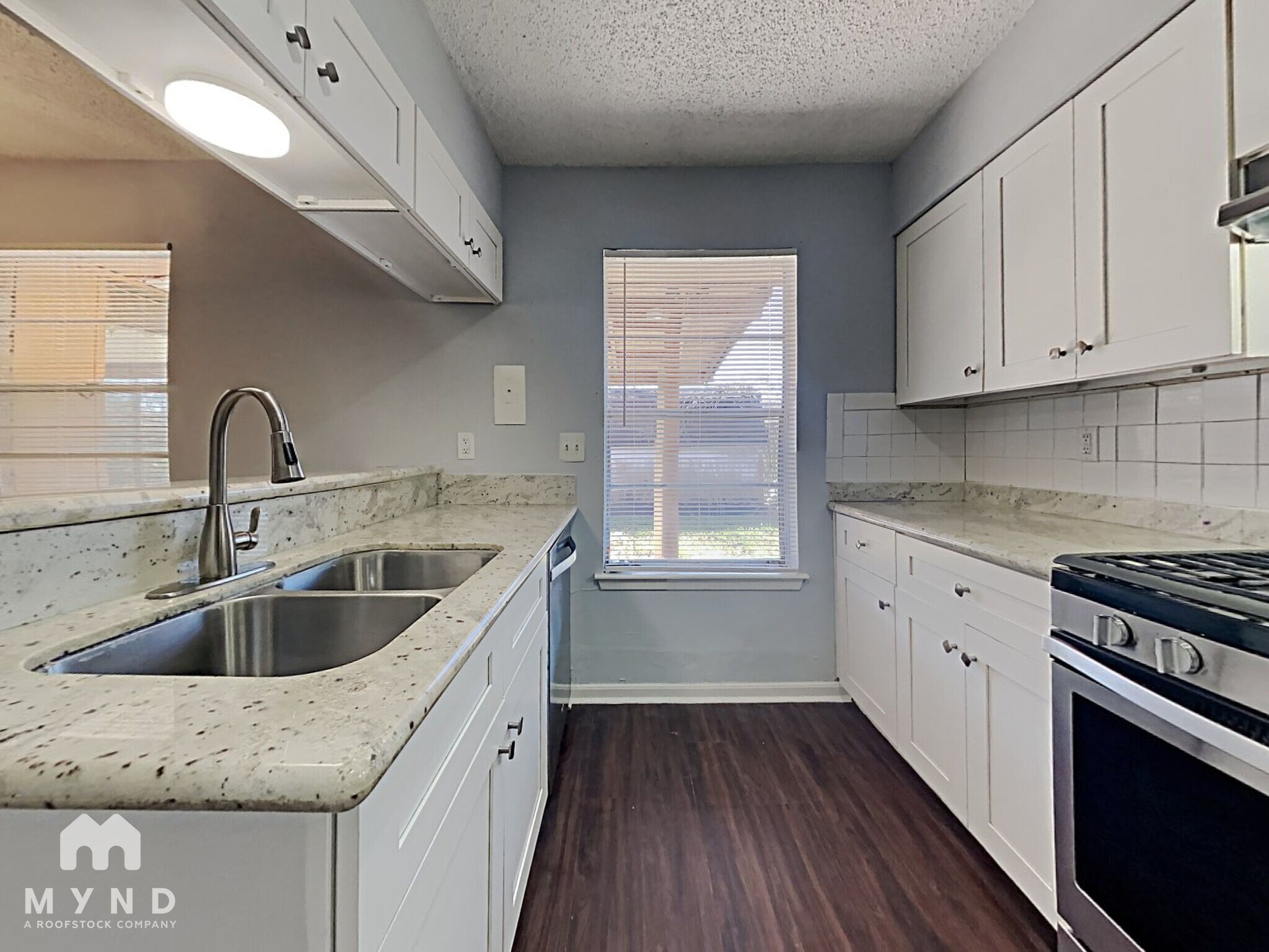 Building Photo - 8466 Gallahad St