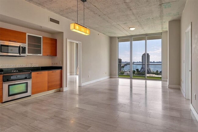 Building Photo - 3470 E Coast Ave