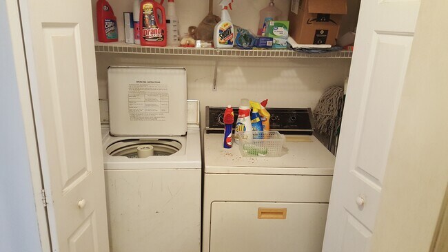 Laundry - 2187 12th St