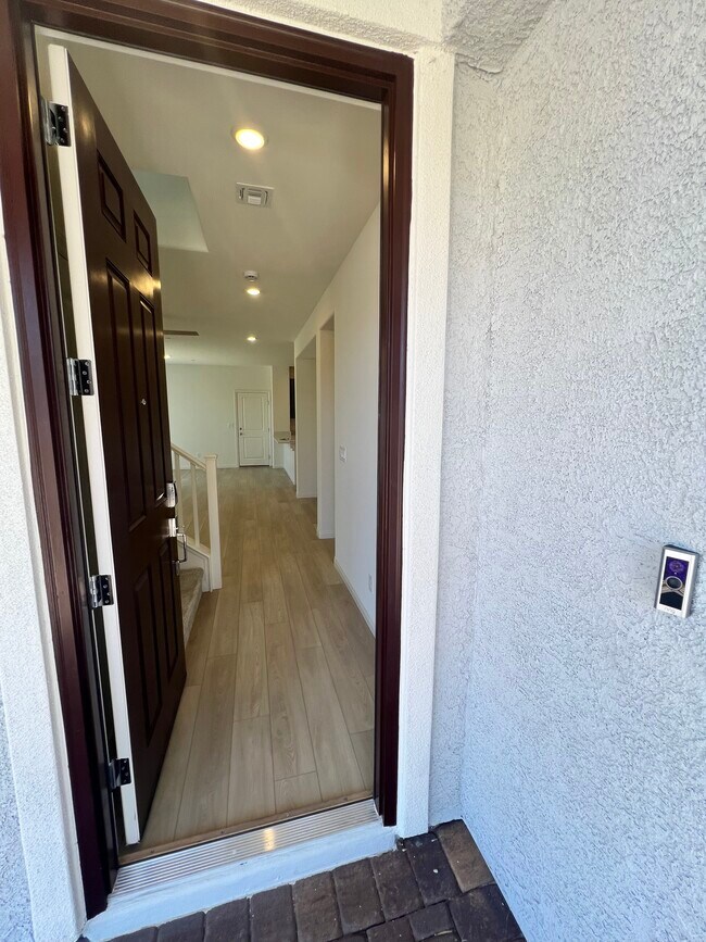 Building Photo - 3545 Via Aurelia Ln