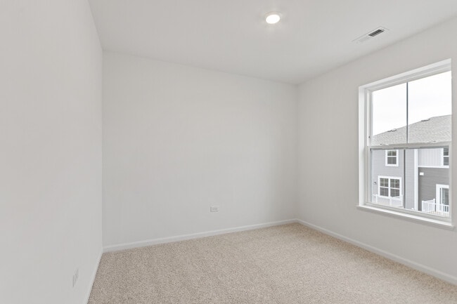 Building Photo - 14942 Dyer Ln