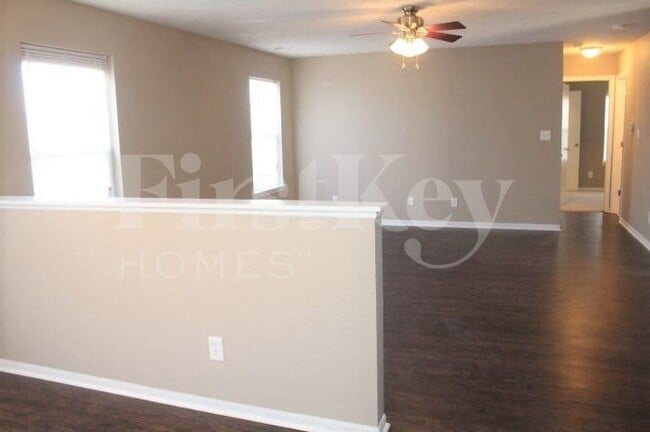 Building Photo - 2640 Branigan Creek Blvd